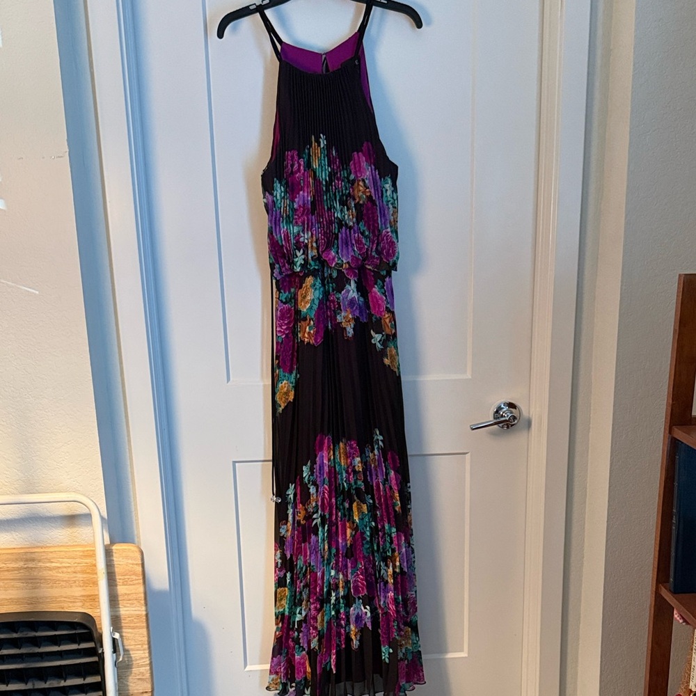 Floral Maxi Dress with Pleated Skirt
